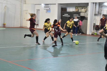 JUAR 23 UNNE Fútsal femenino.jpeg