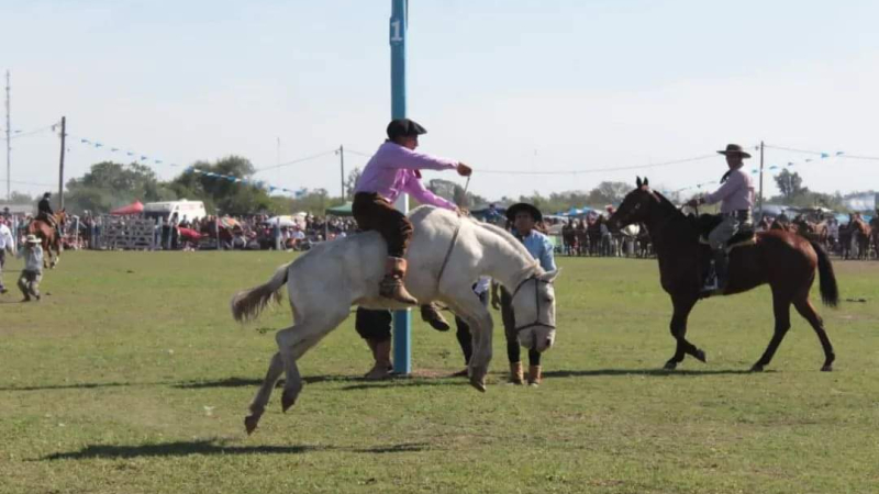 Makallé celebra el Día de la Independencia con la Fiesta provincial del Ternero
