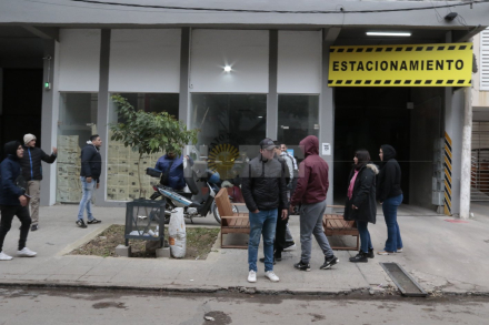 bar gato negro allanamiento.JPG