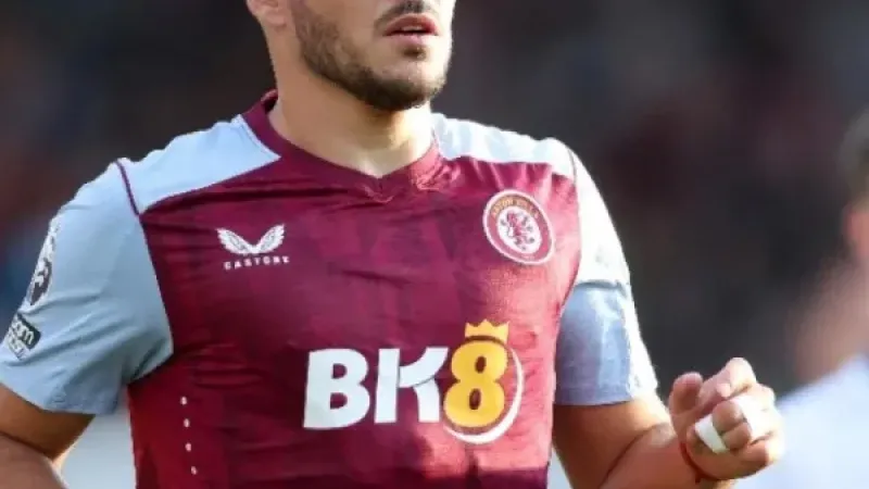 Emiliano Buendía sufrió una dura lesión en una de sus rodillas