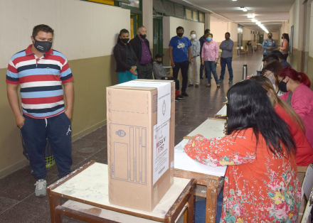 VOTACION SAN PENA.JPG