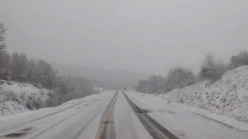 Cayeron más de 50 centímetros de nieve en Bariloche
