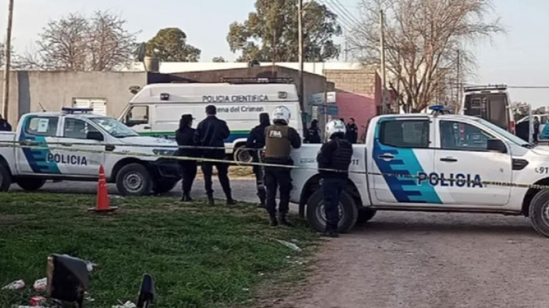 Hallaron dos cuerpos en un freezer y un tercero en otro sector de una vivienda