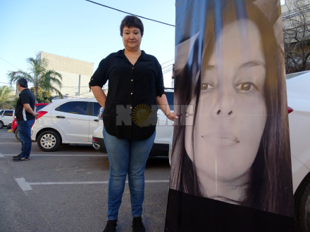 nelia dos.JPG