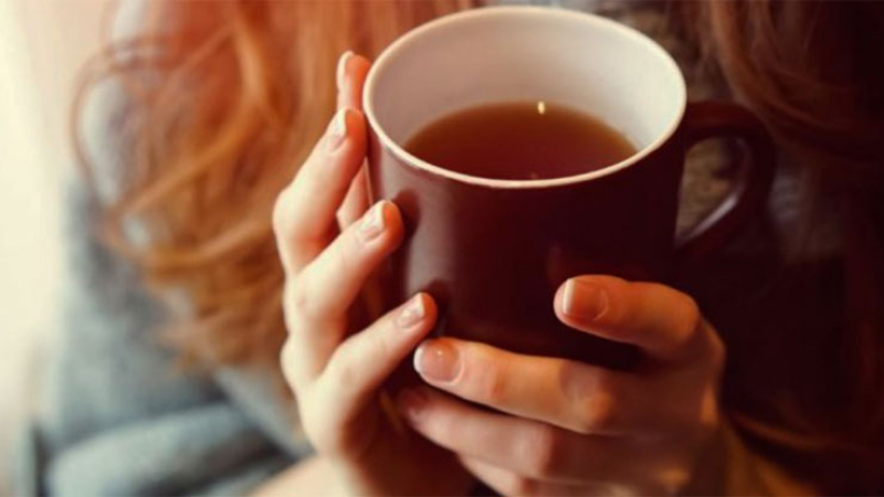 Los grandes beneficios que nos reporta tomar té de manzanilla