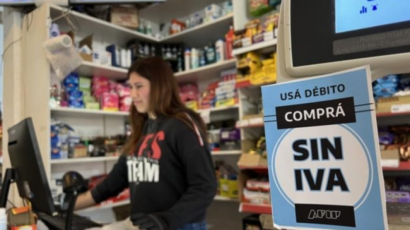La AFIP desmintió que el Compre sin IVA reintegre sobre retiros en líneas de caja