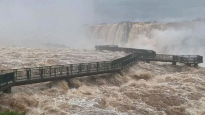 Cataratas: cerraron la Garganta del Diablo por prevención