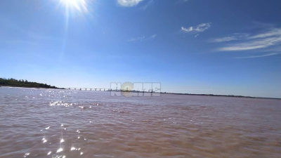 Continúa la búsqueda de pescadores desaparecidos en el Paraná