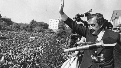 La UCR convoca a las plazas del país por los 40 años del triunfo de Raúl Alfonsín