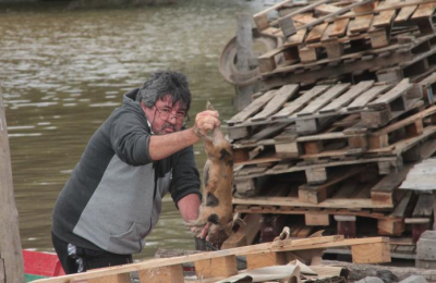 Las voces de quienes perdieron todo por el avance de las aguas