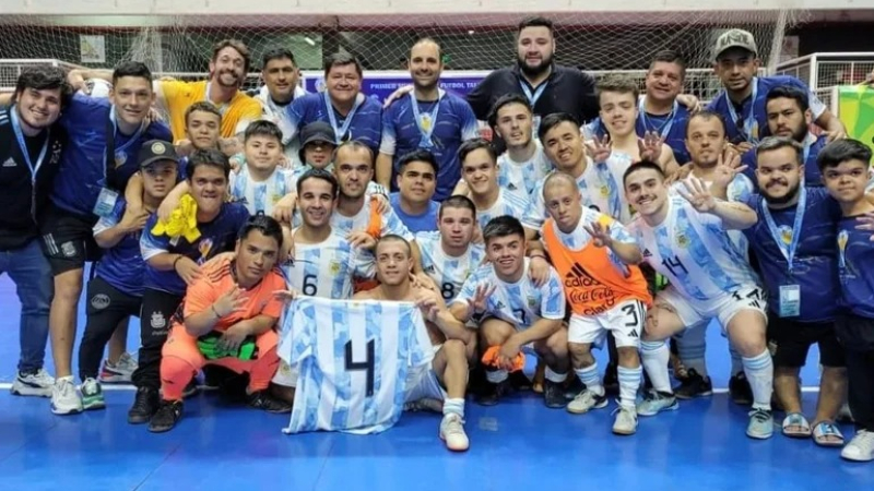 Argentina derrotó 4-2 a Perú y se clasificó a la final del Mundial de talla baja