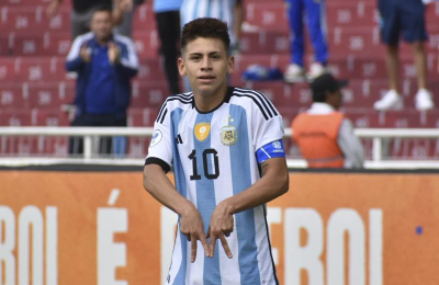 Argentina, con el chaqueño Echeverri, debuta ante Senegal