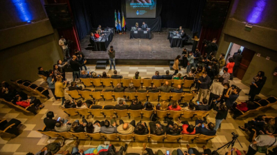 Marina Coronel: "El odio no es el camino para la construcción democrática"