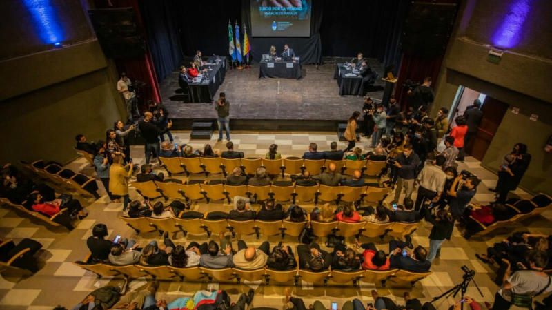 Marina Coronel: "El odio no es el camino para la construcción democrática"