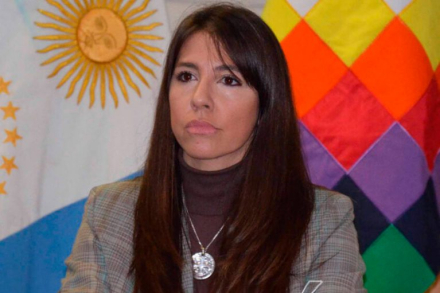nelia.JPG