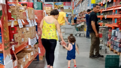 Por nuevas listas, incertidumbre y reserva entre mayoristas y supermercadistas