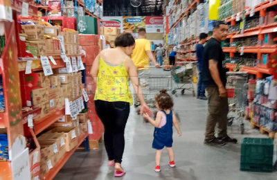 Por nuevas listas, incertidumbre y reserva entre mayoristas y supermercadistas