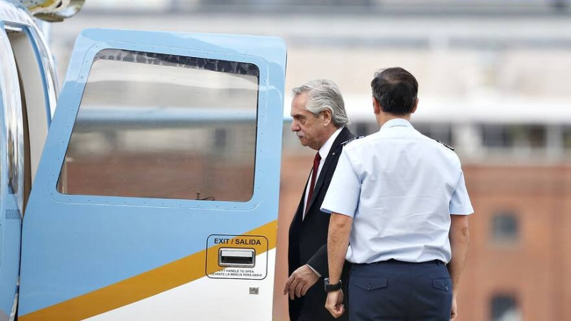 Alberto Fernández: "Tres o cuatro veces me apareció una mira telescópica adentro del helicóptero"