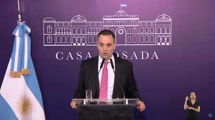 Manuel Adorni.jpg