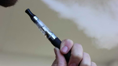"Los cigarrillos electrónicos con nicotina son altamente adictivos", según la OMS