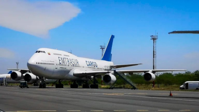 Ordenaron el decomiso del avión iraní para que sea trasladado a Estados Unidos