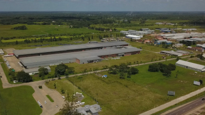 Críticas de la Unión Industrial del Chaco a Milei: "Está regalando el mercado interno"