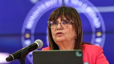Bullrich pidió la expulsión inmediata de los extranjeros que toman tierras