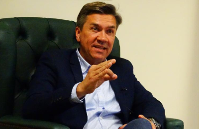 Zdero preocupado por la crisis política: "No tenemos un horizonte"