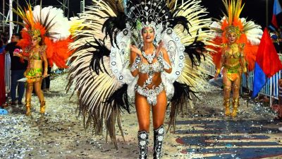 A puro brillo y con gran show cerró el carnaval de Quitilipi