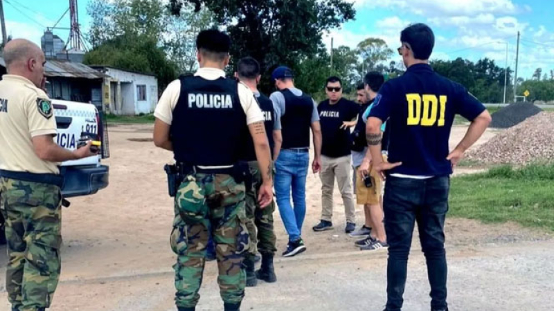 Un hombre de 82 años asesinó de dos tiros a un policía