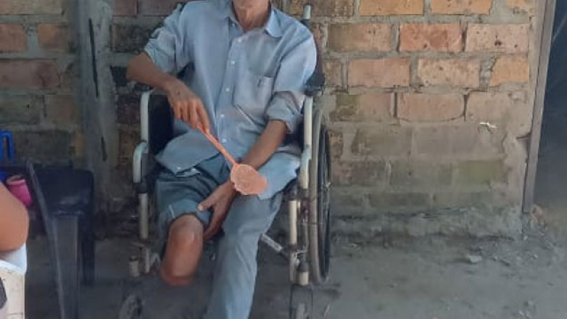 Raúl solicita la ayuda de la comunidad