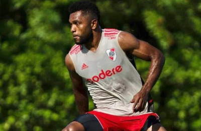 Martín Demichelis sigue de cerca la evolución del "Colibrí" Borja en River
