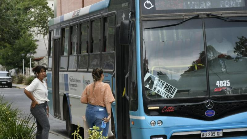 En Barranqueras, se realiza la última audiencia pública por el nuevo precio del boleto