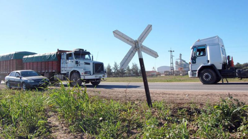 Restringen tránsito pesado sobre las rutas 16 y 11