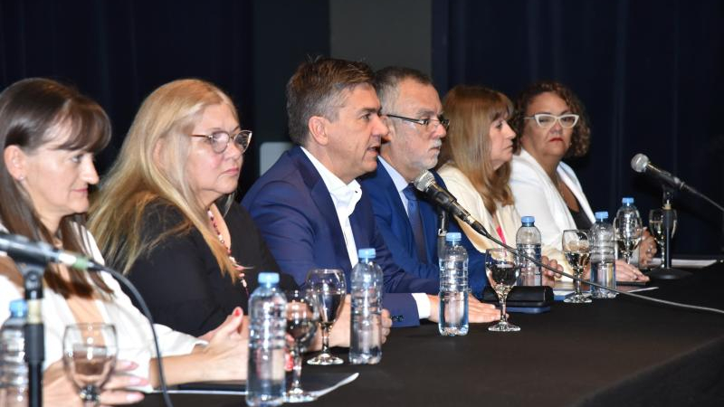 Zdero en el #8M: "Tenemos el compromiso de trabajar por la igualdad"