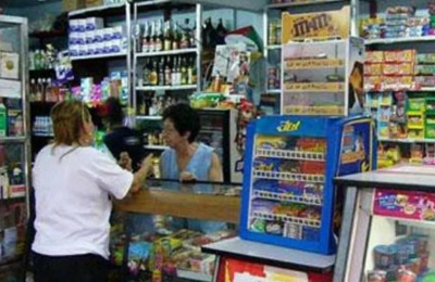 Los alimentos de almacén lideraron los aumentos en los comercios de cercanía