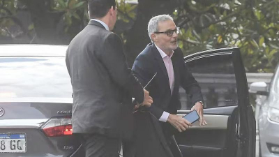 El gobierno delega a las provincias el manejo del brote de dengue
