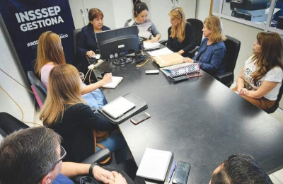 Insssep abrió sobres para la compra de insumos y remedios