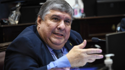 José Mayans denunció presiones del Gobierno para aprobar la Ley Bases: "Algunos tienen el culo sucio"