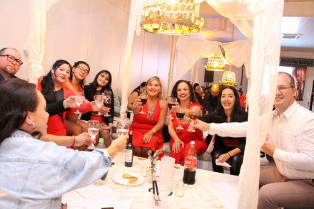 1--BRINDIS-MESA.jpg