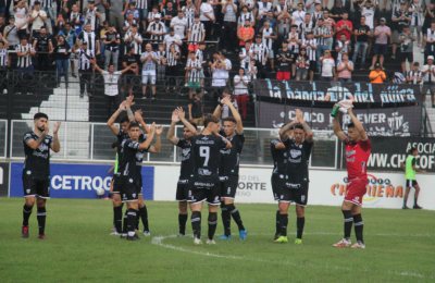 For Ever quiere meter quinta ante Almirante Brown