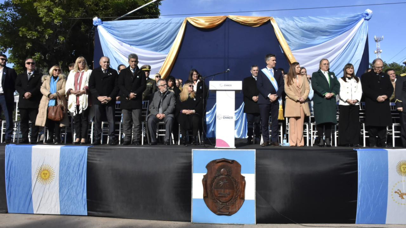 Zdero llamó "a poner en valor a nuestro Chaco" en el acto central