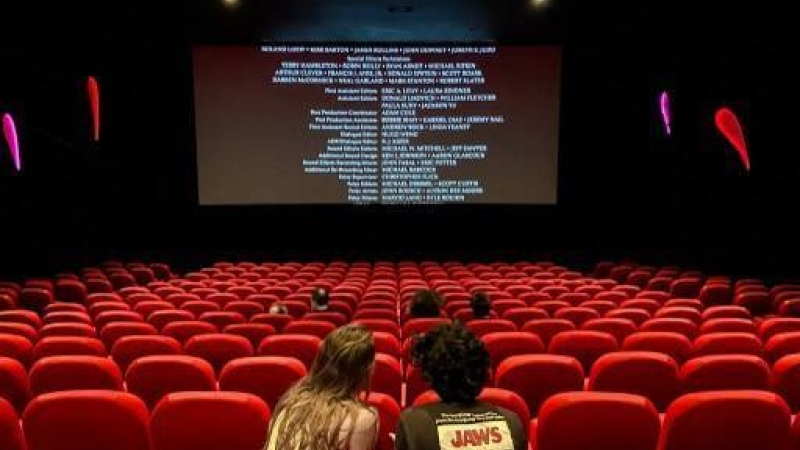 Cines: casi tres millones de entradas menos en un mes