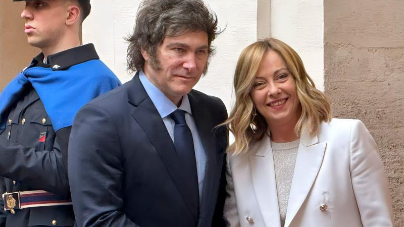 Milei llegó a Italia para la Cumbre del G7