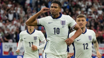 Inglaterra sufrió más de la cuenta pero le ganó a Serbia en el debut