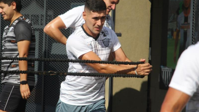 David Valdez: "A veces el fútbol no tiene lógica y el que la mete gana"
