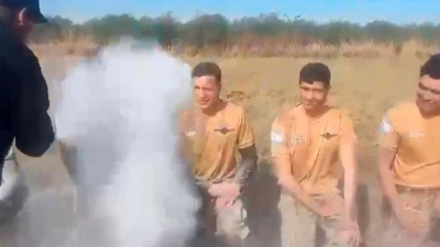 Un bautismo al infierno: en el Ejército rociaron con cal viva a 35 soldados