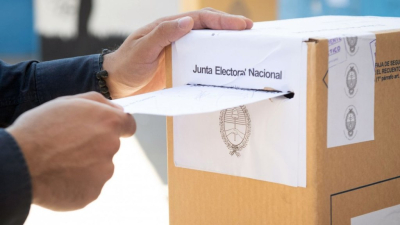 Funcionarios del gobierno nacional se reúnen con referentes "dialoguistas" para presentar su propuesta