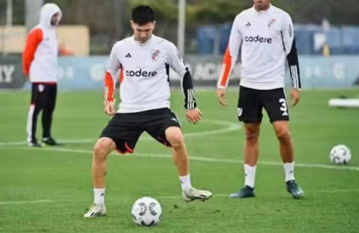 River enfrenta a Godoy Cruz para dejar atrás su pálida imagen
