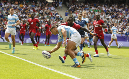 Los-Pumas-Seven.jpg